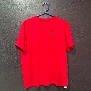 Disney Parks Red Embroidered Mickey Mouse Unisex Crew T-Shirt Adult Large Soft